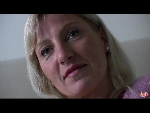 ❤️ A 'mhàthair a tha sinn uile fucked ... Lady, giùlan fhèin! Gnè leinn gd.np64.ru